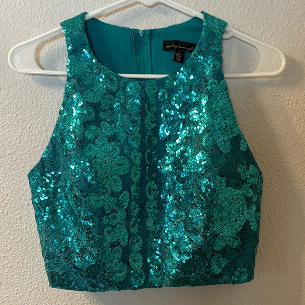 City Triangles sequence and lace top size 7 (small)